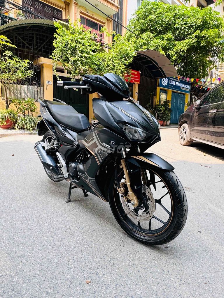 Honda winner X biển 29 phanh  ABS xe lướt đẹp mới