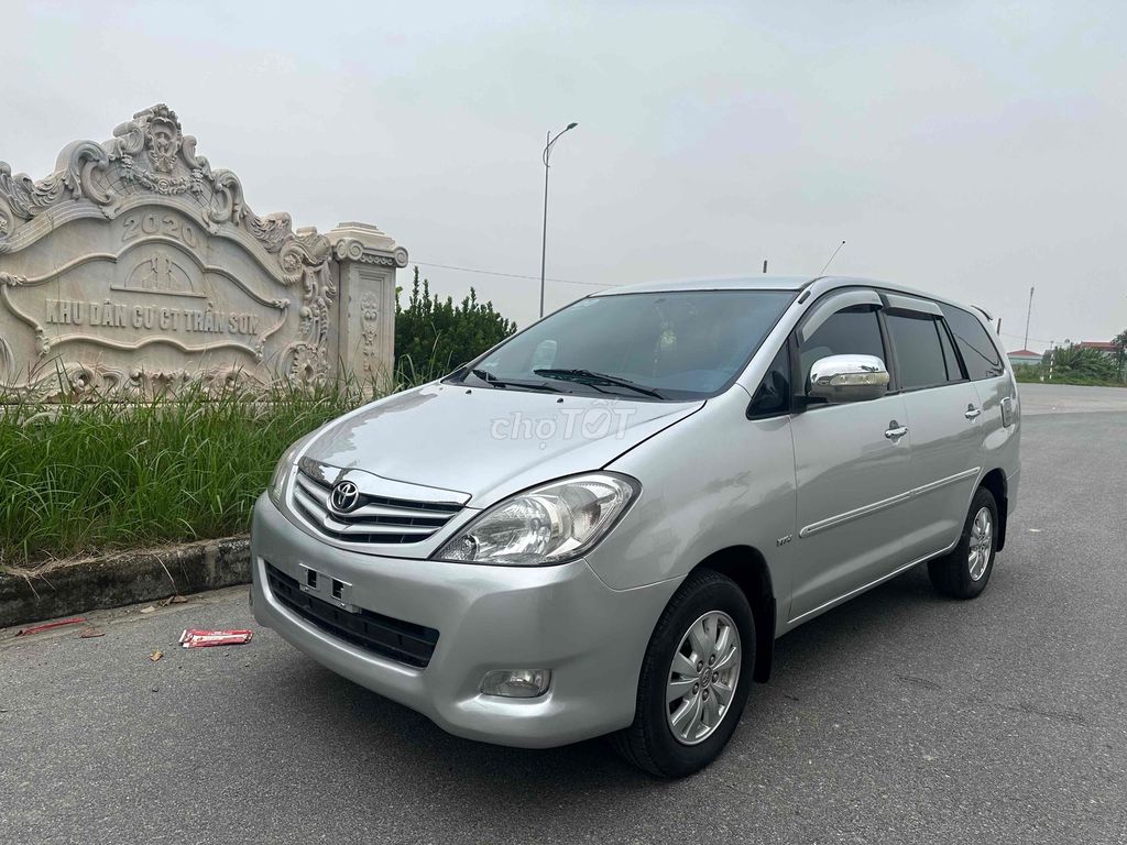 innova V 2010 một chủ từ mới. Mua bán Ô tô tại Quận Long Biên Hà Nội được đăng bởi TOÀN THẮNG Ô TÔ KINH BẮC hình 1