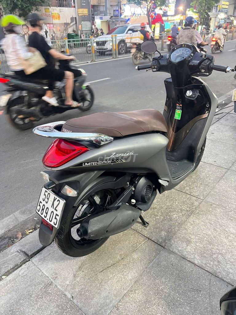 janus khóa smartkey 2020 mới 90% Bstp chính chủ. Mua bán Xe máy tại Quận Tân Phú Tp Hồ Chí Minh được đăng bởi Tuanduy hình 5