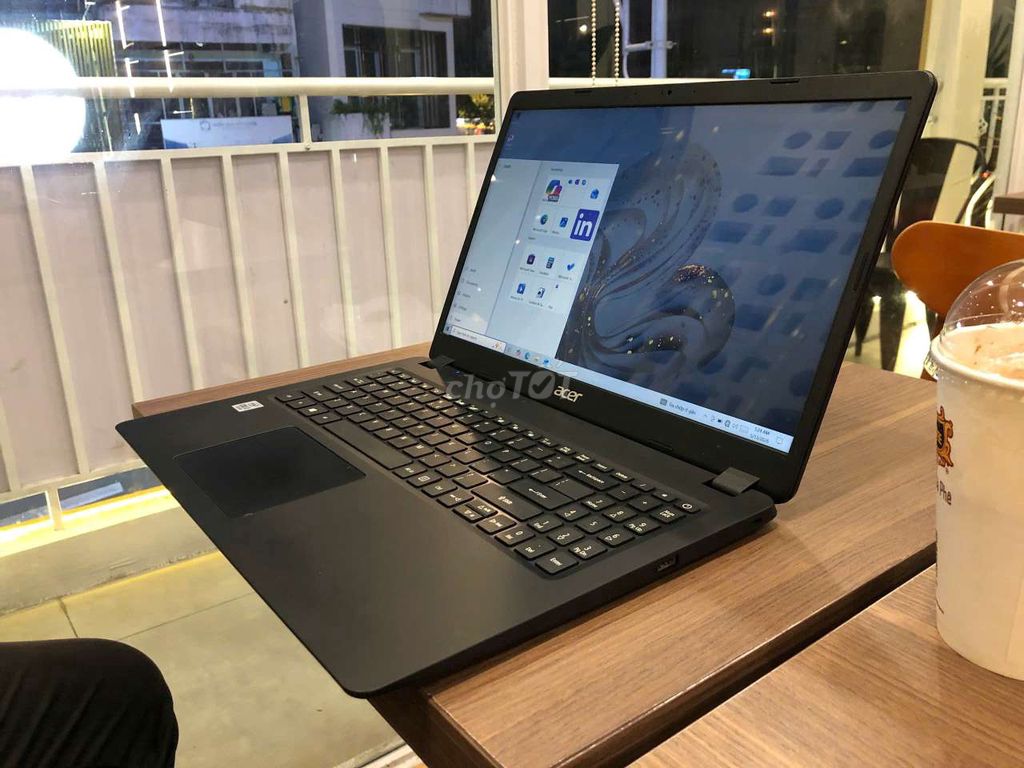 Acer 15.6 inch i3 the hệ 10,8GB/128GB Đen. Mua bán Laptop tại Quận 3 Tp Hồ Chí Minh được đăng bởi Nam An hình 1