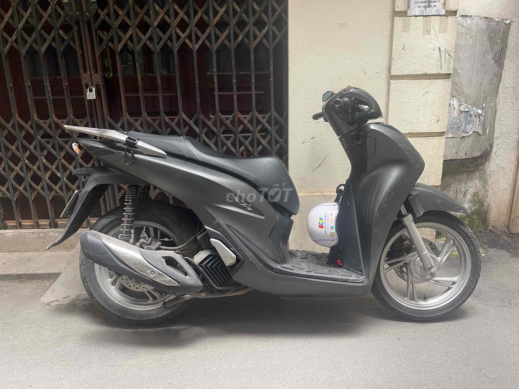 Honda SH125 CBS 2020 Xám > 30000 km. Mua bán Xe máy tại Quận Đống Đa Hà Nội được đăng bởi Ngô Tuấn Sơn hình 3