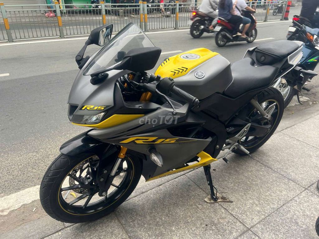 Yamaha r15 v3 150 2020 mới 90% Bstp chính chủ. Mua bán Xe máy tại Quận Tân Phú Tp Hồ Chí Minh được đăng bởi Tuanduy hình 6