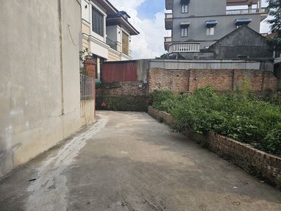 Đất Ninh Sơn, lõi Chúc Sơn sầm uất 56m2, giá 3,5 tỷ. Mua bán đất tại Huyện Chương Mỹ Hà Nội được đăng bởi Nguyễn Quang Hậu