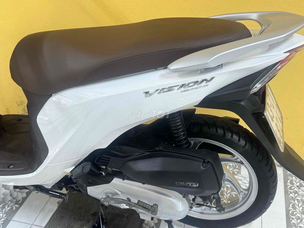 Honda Vision черно-белый очень красивый 43C1-482.42