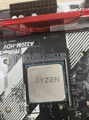 Combo A320 -CPU AMD RYZEN 3 3200G  ram 8gb kèm tản
