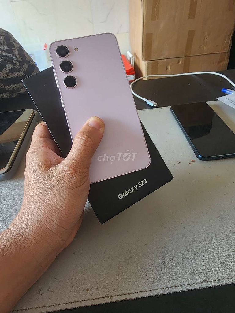 Samsung Galaxy S23 5G Tím. Mua bán Điện thoại tại Quận Ninh Kiều Cần Thơ được đăng bởi nguyễn Trần Quân hình 1