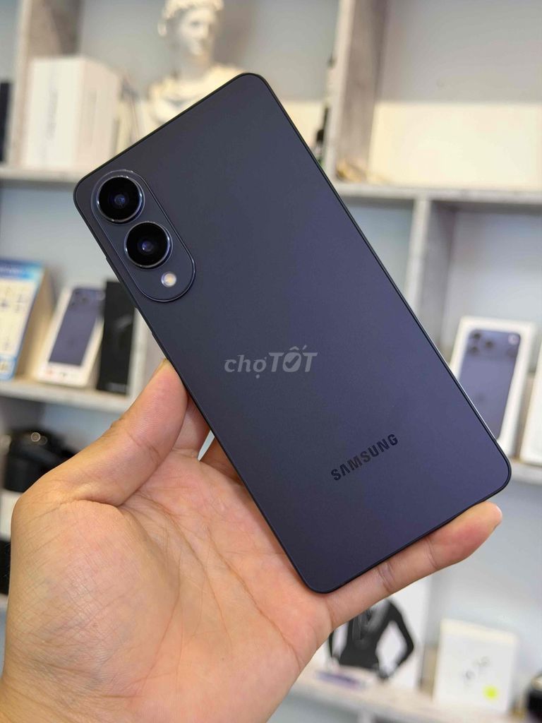 Samsung S25 Edge 256GB Đen Hàn Quốc 2 sim. Mua bán Điện thoại tại Quận 3 Tp Hồ Chí Minh được đăng bởi Trịnh Quang Linh hình 1