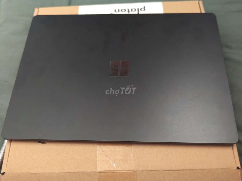 Microsoft Surface Laptop 4 8GB/256GB Đen 98%. Mua bán Laptop tại Quận 4 Tp Hồ Chí Minh được đăng bởi Ngọc Khanh hình 1