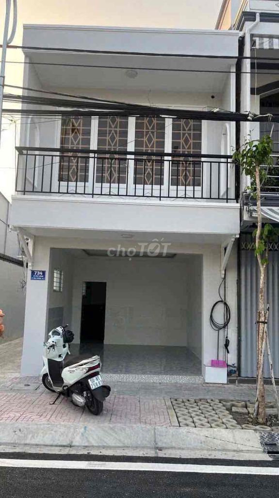 CHO THUÊ NGUYÊN CĂN MỚI 2PN - 2WC, NGAY MẶT TIỀN LÊ VĂN LƯƠNG