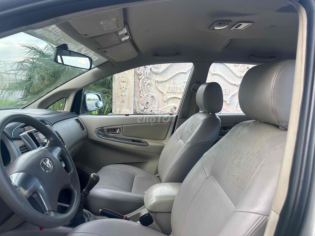 Toyota Innova 2015 2.0E - 310181 km. Mua bán Ô tô tại Quận Long Biên Hà Nội được đăng bởi TOÀN THẮNG Ô TÔ KINH BẮC hình 11