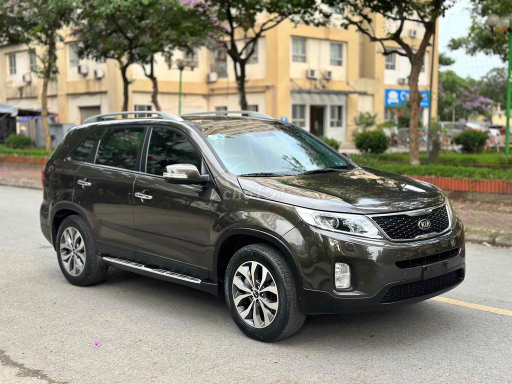 Bán Kia Sorento 2016 2.4GATH Nâu Full Xăng