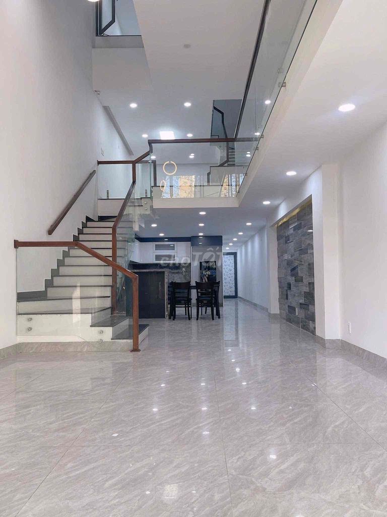 Аренда · 4 комн. · 90 м² · Quận Cẩm Lệ, ул. Tiên Sơn 18