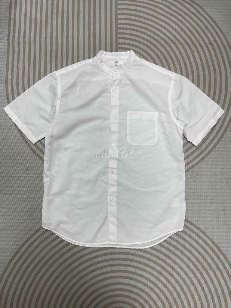 Sơ mi Uniqlo size S Số đo: vai 46, ngực 53, dài 71. Mua bán Quần áo tại Quận Cầu Giấy Hà Nội được đăng bởi Chất Secondhand hình 1