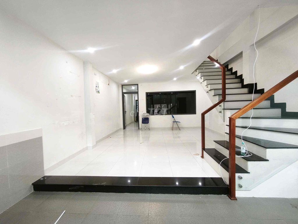 Аренда · 3 комн. · 80 м² · Quận Liên Chiểu, ул. Đường Phú Lộc 7