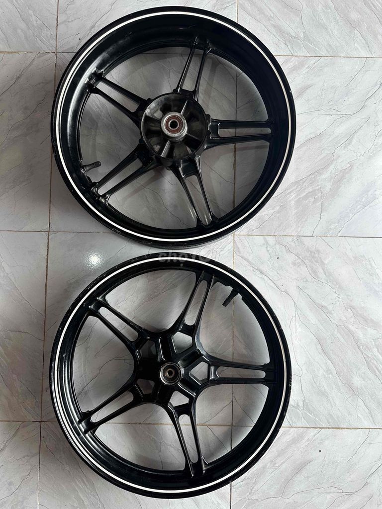 cần bán mâm zin ex 150/155. Mua bán Phụ tùng xe tại Huyện Đức Hòa Long An được đăng bởi hậu hình 2
