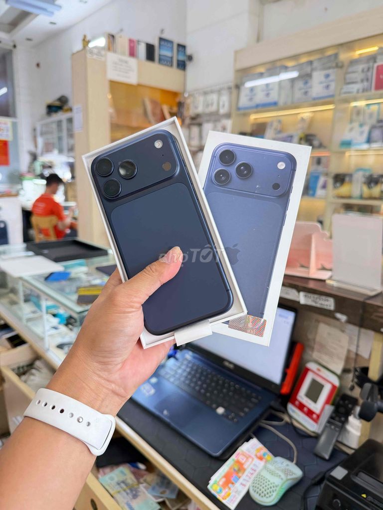17Pro Max 256Gb Blue VN Keng bH 10/26. Mua bán Điện thoại tại Quận 6 Tp Hồ Chí Minh được đăng bởi Nguyễn Tất Thám hình 1