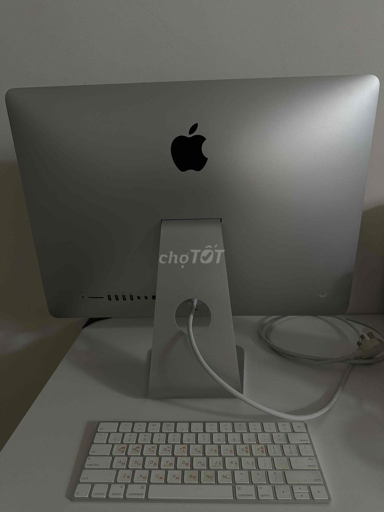 IMAC 21.5 INCH LATE 2015 Kèm bàn phím chính hãng