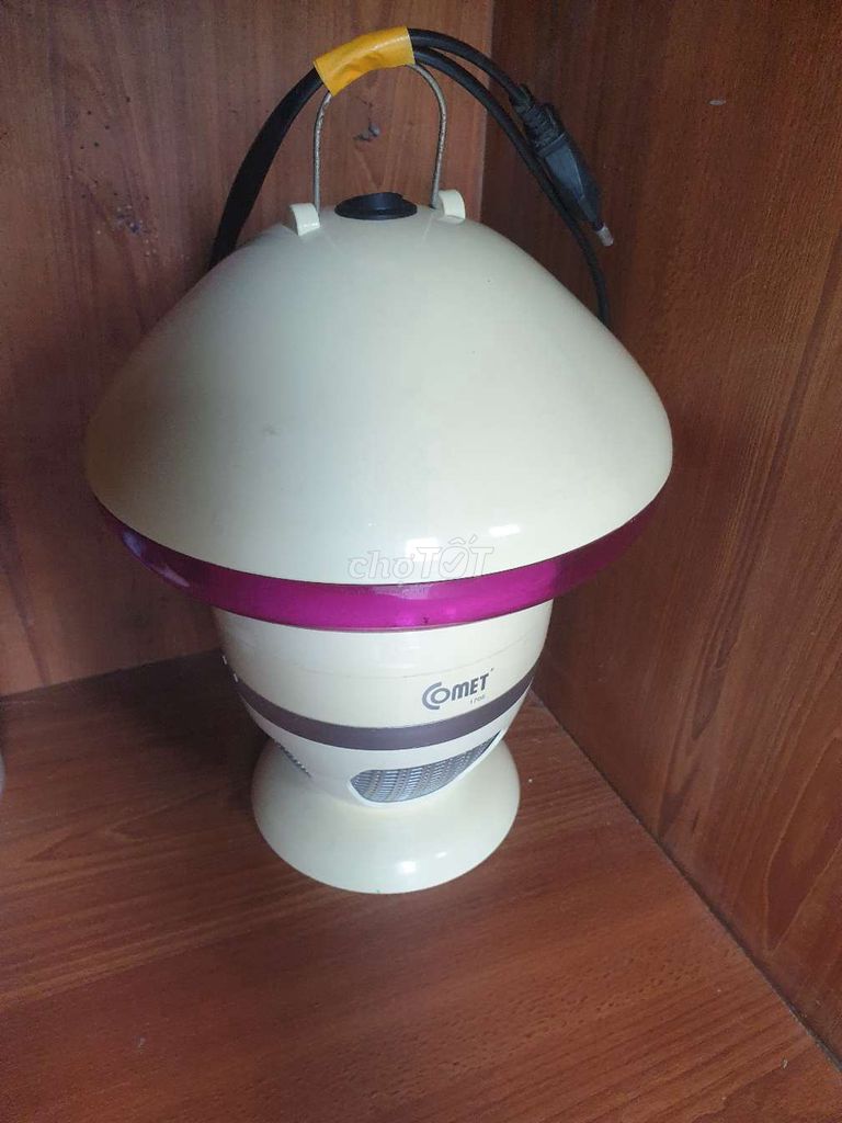 Đèn bắt muỗi Comet 1706. Mua bán Đèn tại Thành phố Thủ Đức Tp Hồ Chí Minh được đăng bởi Van Do hình 1