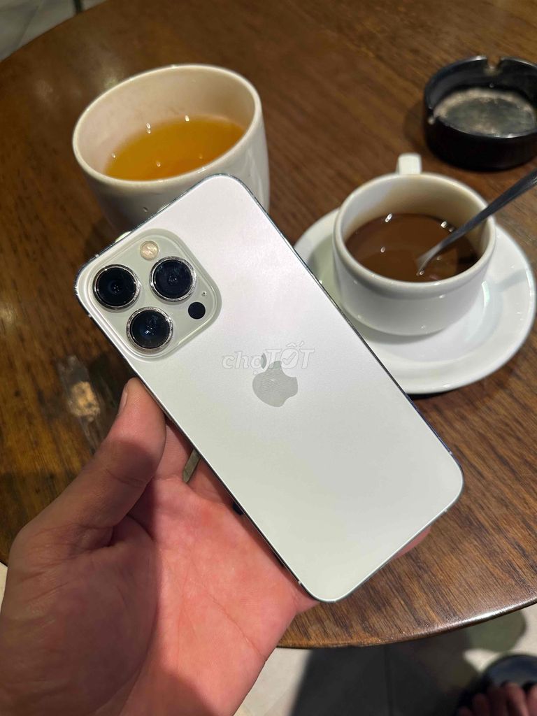 thanh lý iphone 13pro rin áp xuất