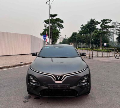 Xe ô tô điện Vinfast VF6 Plus 2024 Xám
