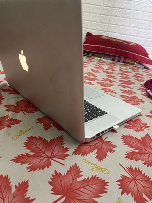 Cần thanh lý macbook do khôngn có nhu cầu sử dụng