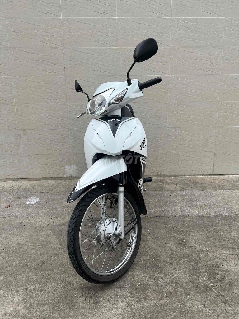 Honda Wave A 110cc 2019 Белый, номер ТП, яростный владелец
