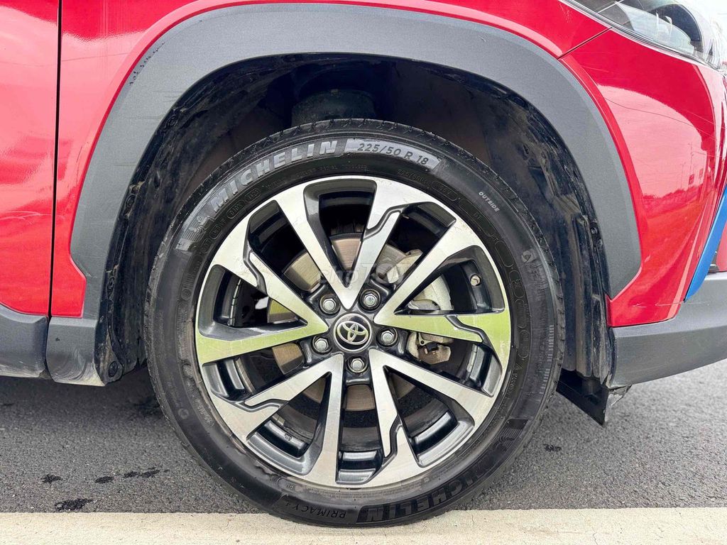 BÁN CROSS XĂNG ĐIỆN 2021 XE ĐẸP KHÔNG LỖI. Mua bán Ô tô tại Thành phố Thủ Đức Tp Hồ Chí Minh được đăng bởi Thuỳ Vũ Toyota Đông Sài Gòn hình 4