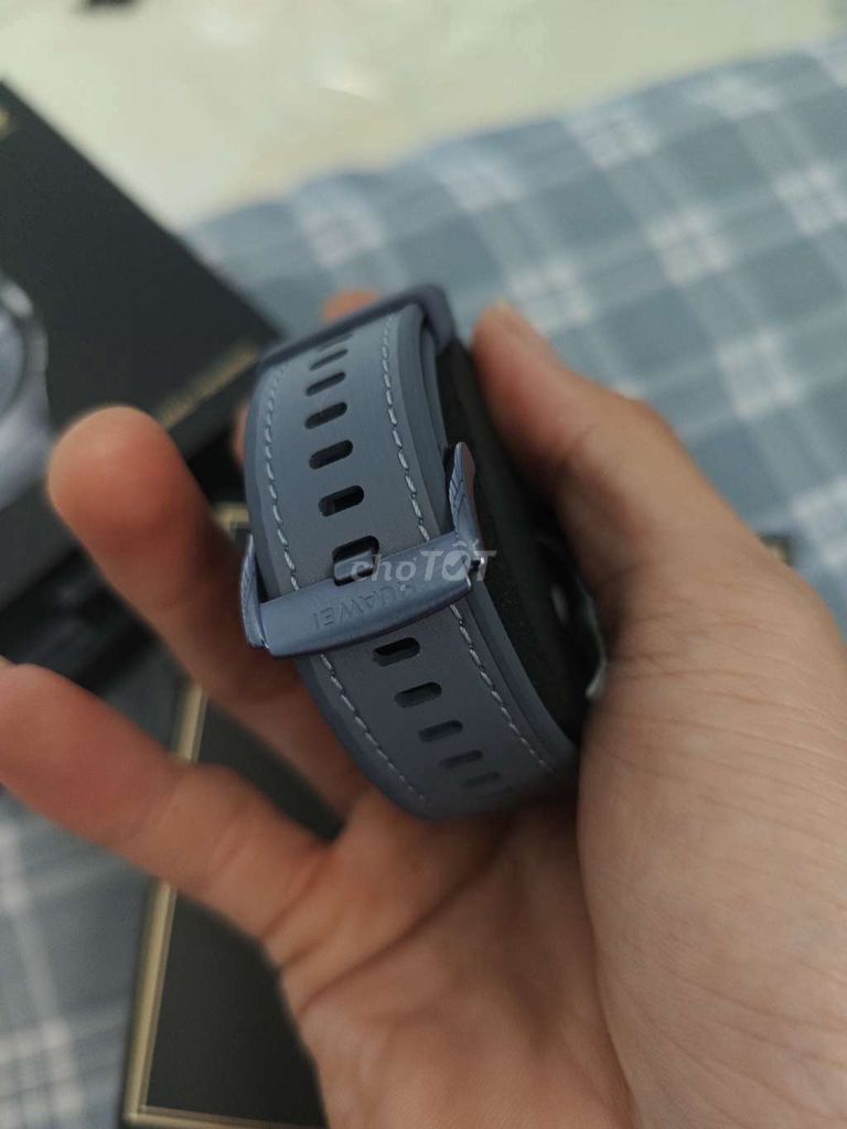 Huawei Watch 5 Xám. Mua bán Thiết bị đeo thông minh tại Thành phố Buôn Ma Thuột Đắk Lắk được đăng bởi Triệu Thanh Tùng hình 1