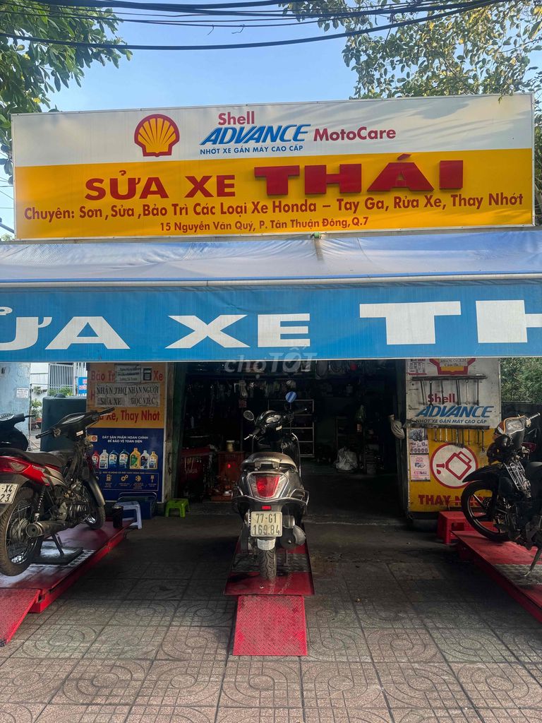 Sửa xe Thái cần tuyển thợ phụ