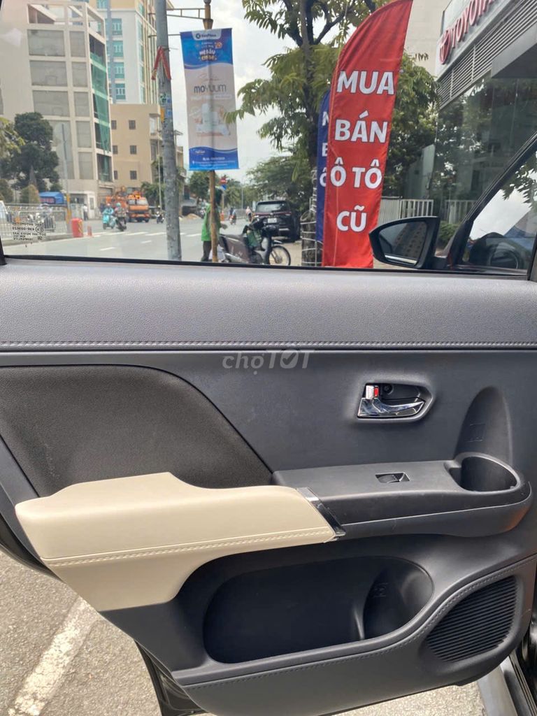 Rush1.5AT 2021 xe nhiều phụ kiện, giá có giảm nhẹ. Mua bán Ô tô tại Quận 12 Tp Hồ Chí Minh được đăng bởi Nguyễn An hình 4