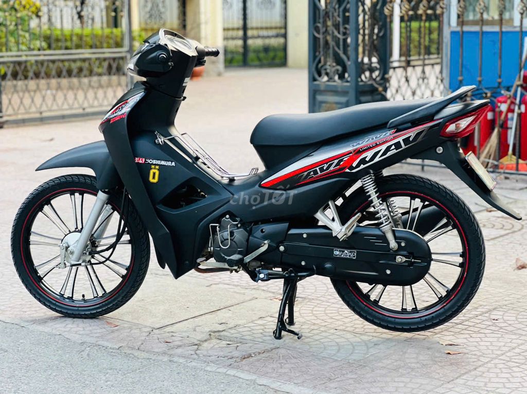 HONDA WAVE A 110 ĐEN VÀNH ĐÚC VỪA MUA 2024. Mua bán Xe máy tại Quận Cầu Giấy Hà Nội được đăng bởi TRÍ KIÊN hình 4