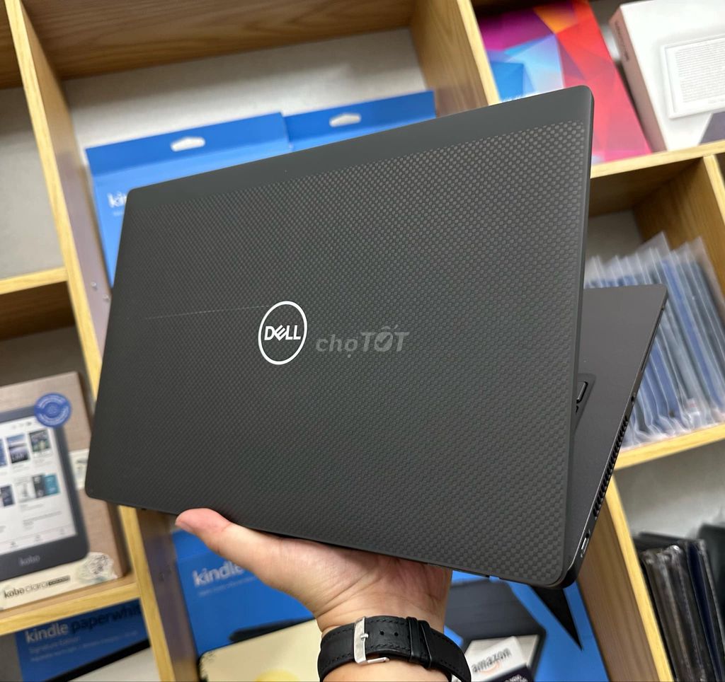 Dell 7420 i7 1185G7/32/256/FHD 98%