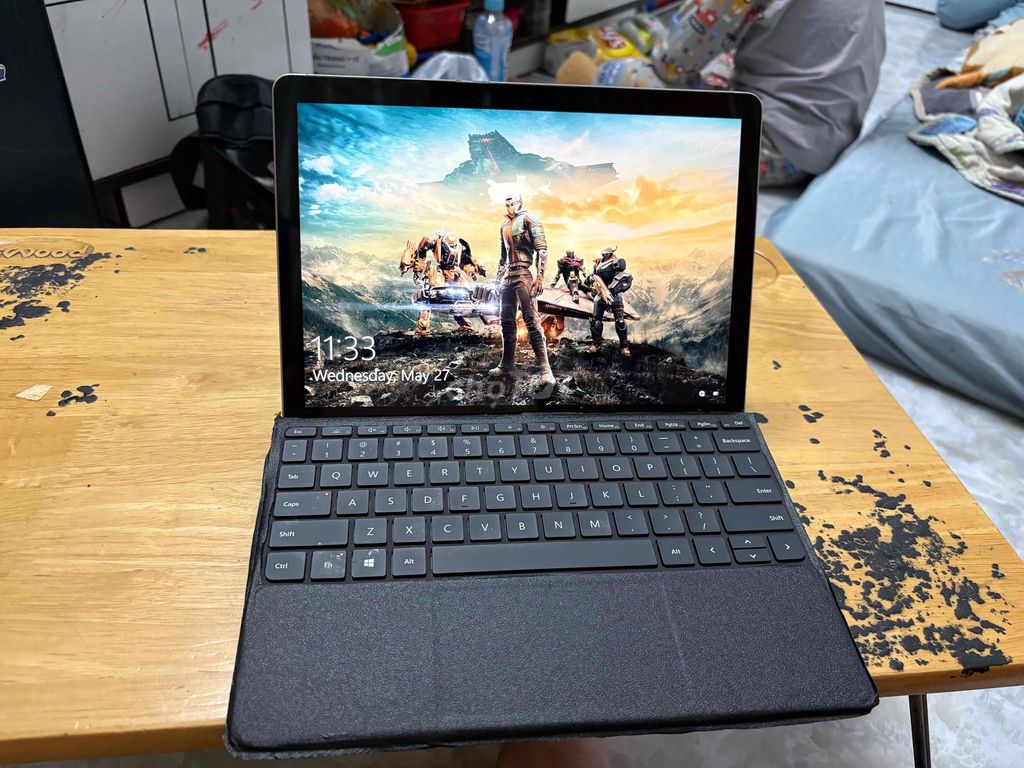 Microsoft Surface Go 2. Mua bán Máy tính bảng tại Quận 4 Tp Hồ Chí Minh được đăng bởi Robert hình 1