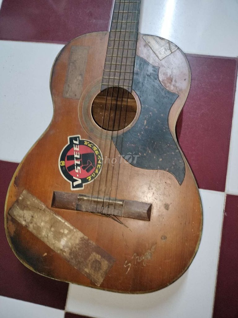 Đàn guitar Guild gỗ Nâu đã sử dụng. Mua bán Nhạc cụ tại Quận 11 Tp Hồ Chí Minh được đăng bởi Tú hình 1