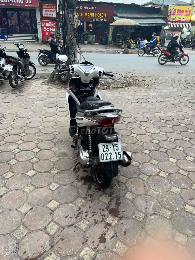 ABL 110 trắng. Mua bán Xe máy tại Huyện Thanh Trì Hà Nội được đăng bởi Phạm Ngọc Duy hình 5