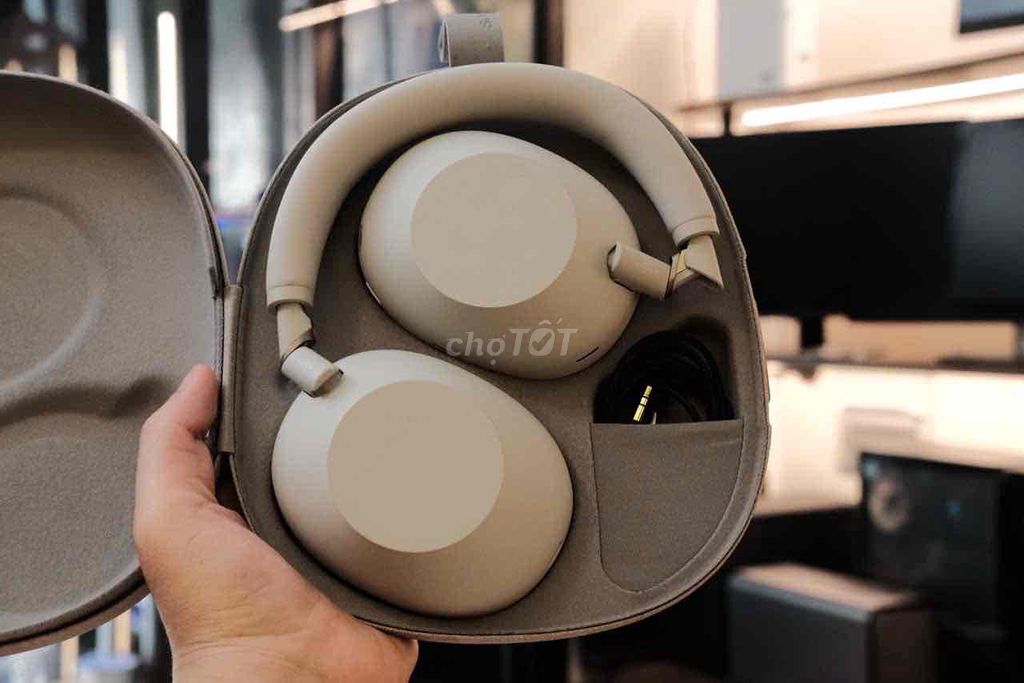 Tai nghe Sony WH-1000XM6 Bạc đẹp 98.5%. Mua bán Tivi, Âm thanh tại Quận Bình Thạnh Tp Hồ Chí Minh được đăng bởi Vân Anh 2Tech House hình 1