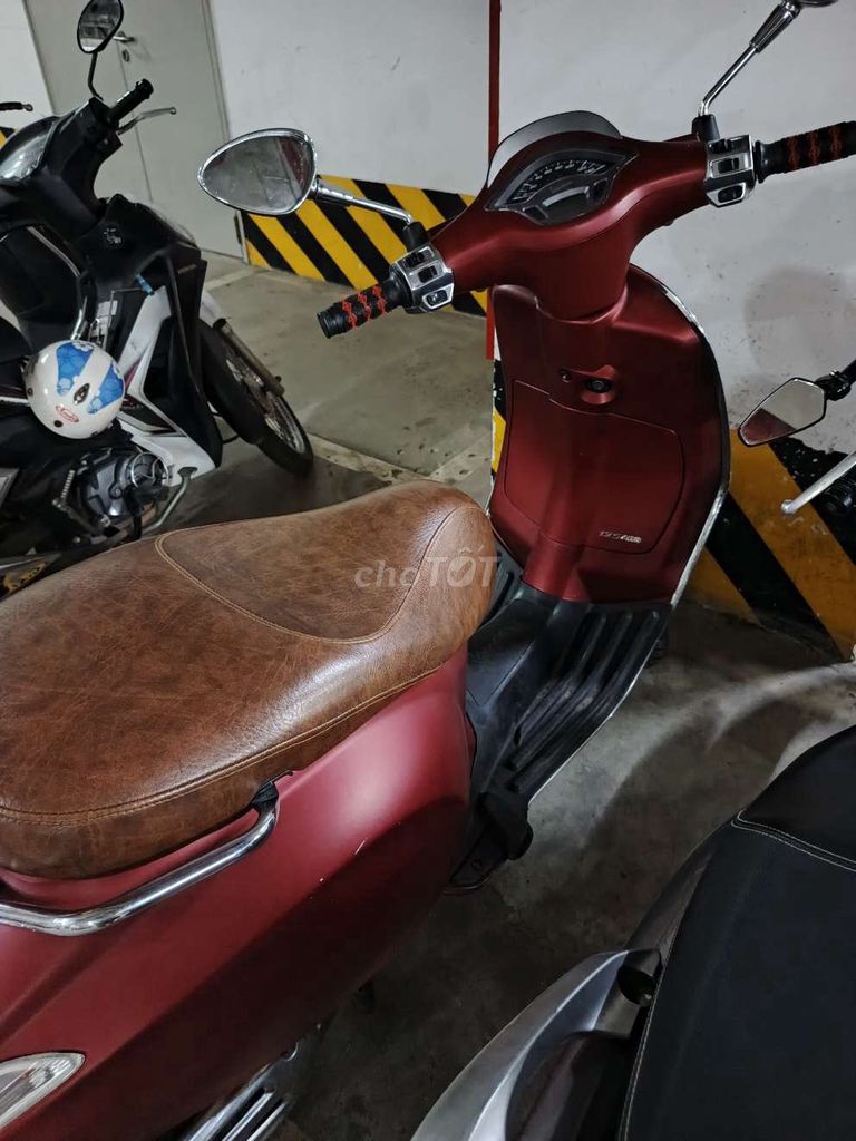 Cần bán nhanh xe vespa Sprin nguyên zin!. Mua bán Xe máy tại Quận Tây Hồ Hà Nội được đăng bởi Tiến hình 3