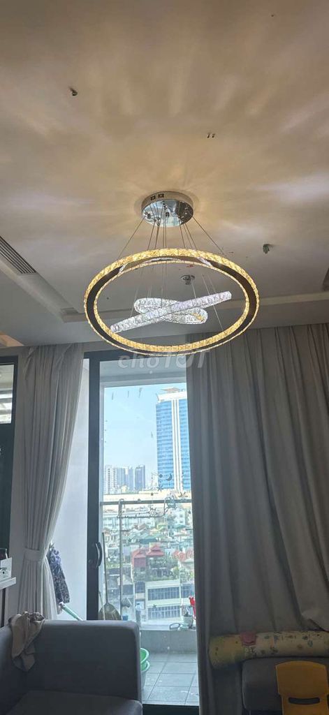 Đèn treo trần Kim loại, Pha lê. Mua bán Đèn tại Quận Hà Đông Hà Nội được đăng bởi Vũ văn khương hình 1