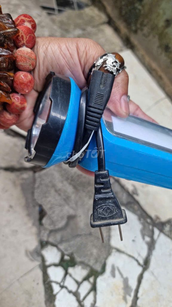 92.1922 Đèn Pin sạc EYANG KY-4316. Mua bán Đèn tại Thành phố Thủ Đức Tp Hồ Chí Minh được đăng bởi Nguyễn Hưng Secondhand hình 1