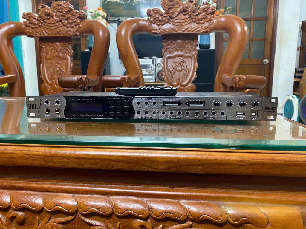 vang số jbl