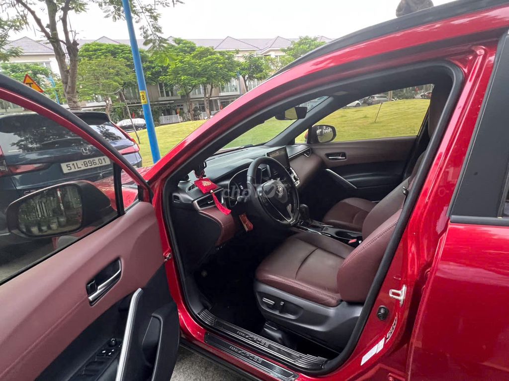Toyota Corolla Cross 2021 1.8V - 43000 km. Mua bán Ô tô tại Thành phố Thủ Đức Tp Hồ Chí Minh được đăng bởi Đăng Xuân hình 3