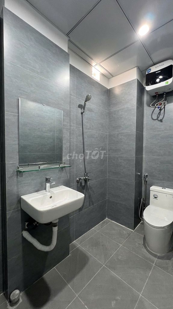 Furnished studio with balcony near FPT University — photo 3