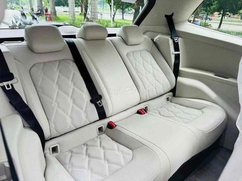 Volkswagen Viloran giá *** miền Nam. Mua bán Ô tô tại Quận 12 Tp Hồ Chí Minh được đăng bởi Phong GT Car hình 9