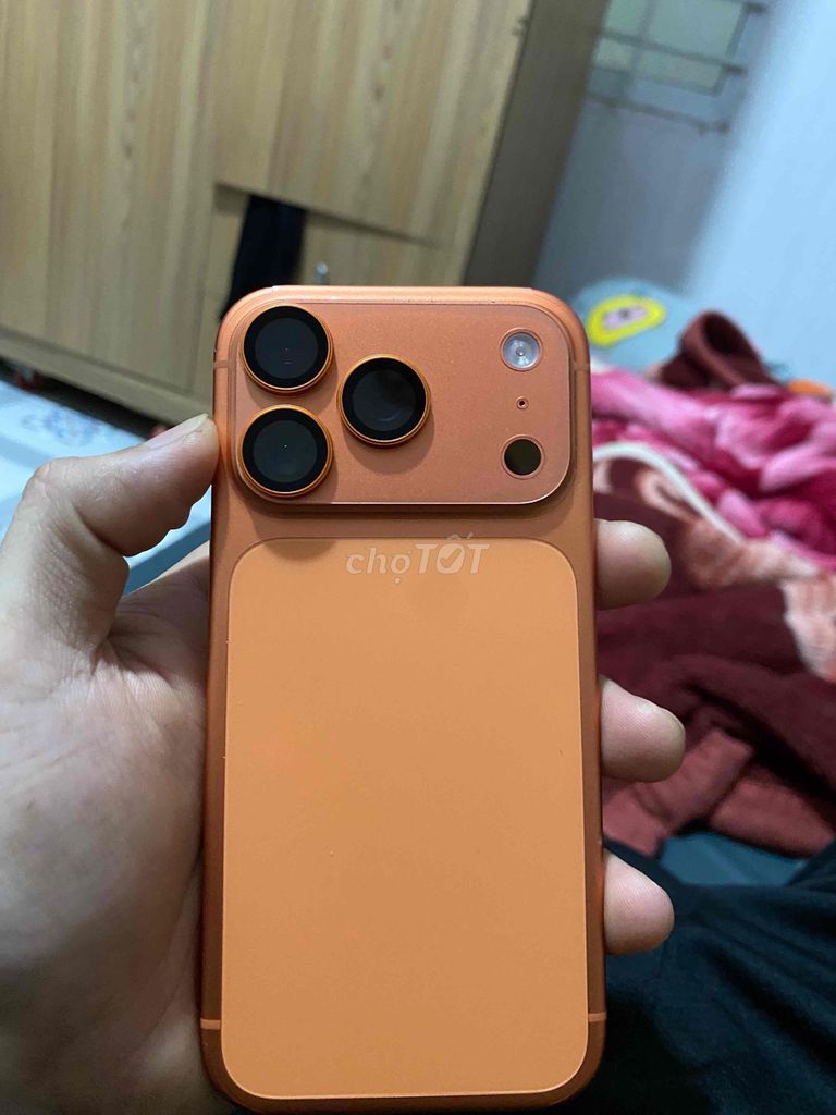iPhone 17 Pro (lock)256GB Cam Đã qua sử dụng. Mua bán Điện thoại tại Huyện Châu Thành Bến Tre được đăng bởi Hoài Phong hình 1