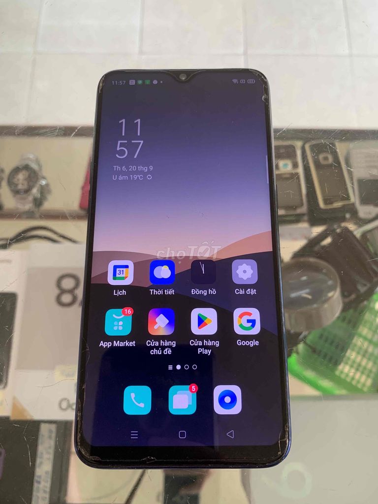 Oppo F9 4GB/64GB