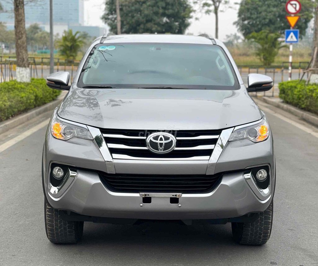 Toyota Fortuner xăng 2019 2.7V 4x2 AT