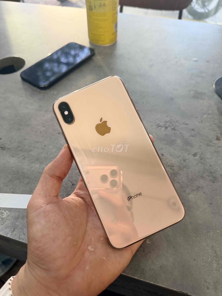 Apple iPhone XS Max 512GB Vàng Like New. Mua bán Điện thoại tại Quận Ngũ Hành Sơn Đà Nẵng được đăng bởi Nghĩa  hình 1