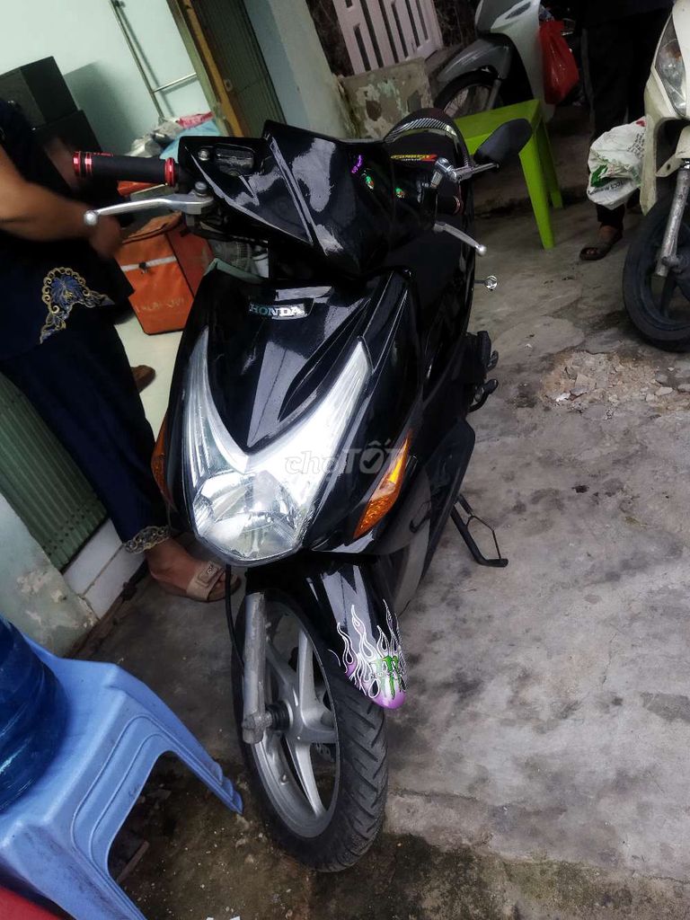 Tinh trang okay máy êm nhìn xe la biết cần lh em. Mua bán Xe máy tại Quận 8 Tp Hồ Chí Minh được đăng bởi siêu rẻ hình 5