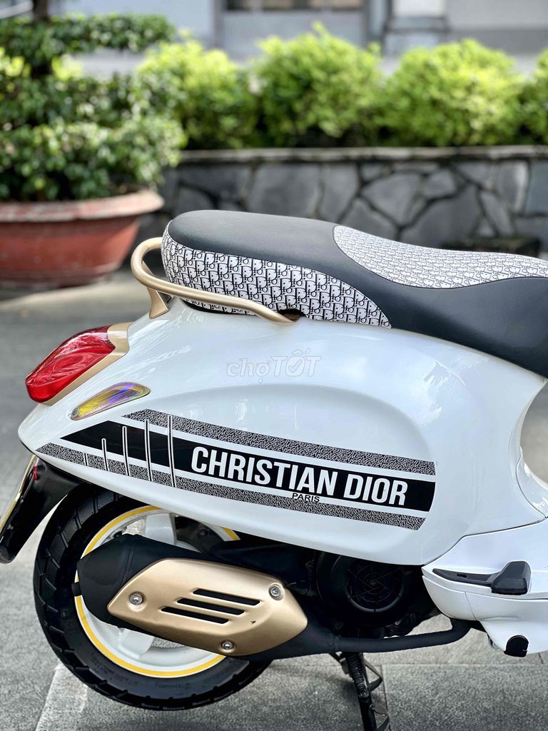 VESPA Trắng Dior 2015 BSTP CHÍNH CHỦ CÓ GÓP. Mua bán Xe máy tại Thành phố Thủ Đức Tp Hồ Chí Minh được đăng bởi Hiếu  hình 7