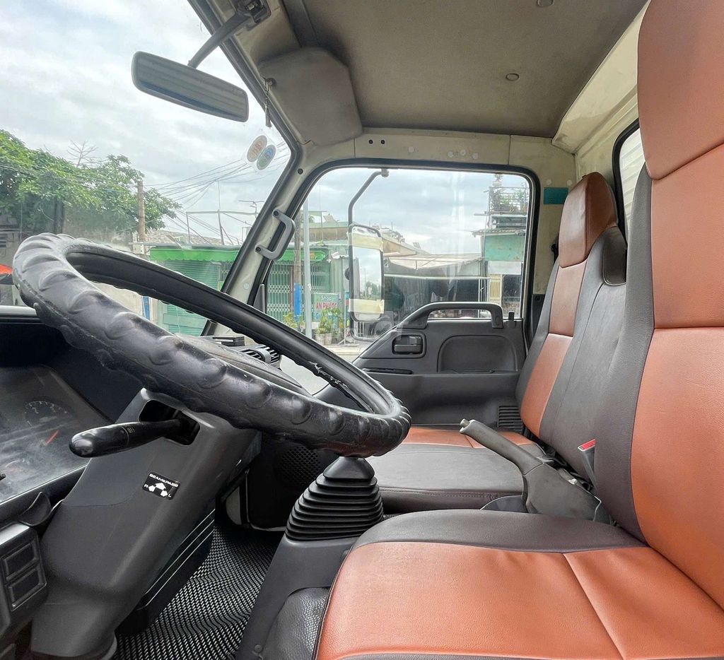 Bán gấp xe isuzu 2.8 tấn đời 2019 thùng kín 4m3. Mua bán Xe tải, xe ben tại Thành phố Thuận An Bình Dương được đăng bởi Hồ Xe Tải hình 4